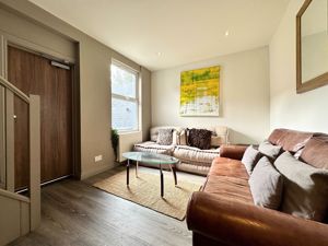 Living Room - click for photo gallery